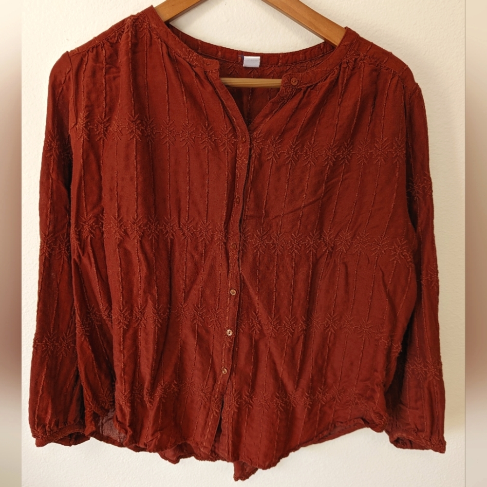 Old Navy textured brown blouse
